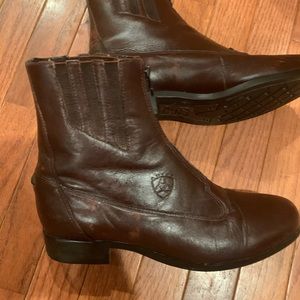 Ariat size 9 paddock boots